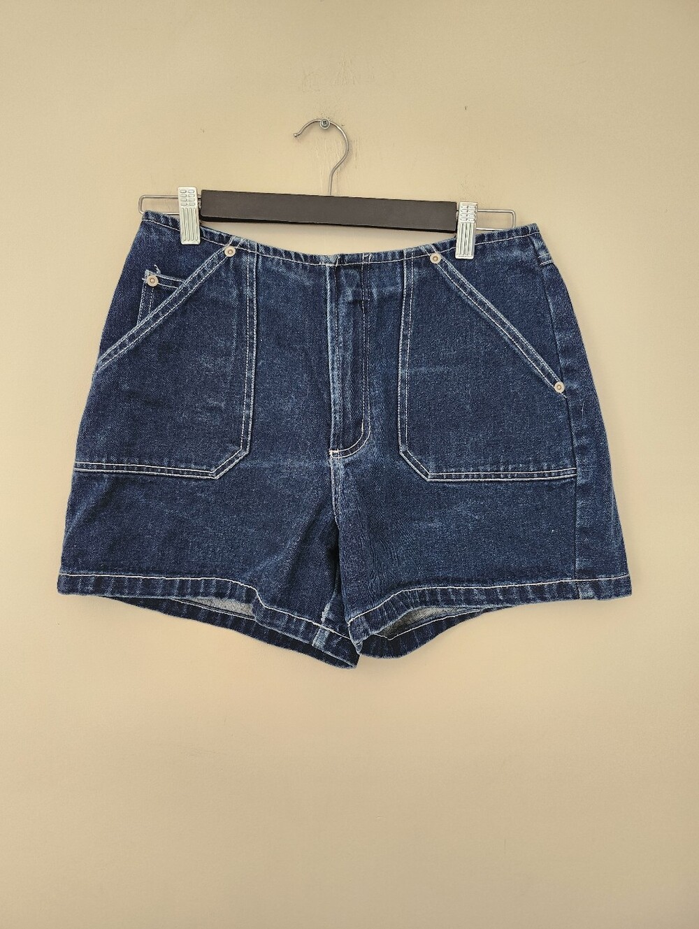 Reitmans Dark Wash Denim Utility Shorts Women's Size M - Picture 2 of 6